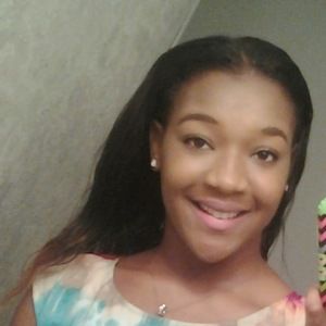 Meet your Posher, Janisha